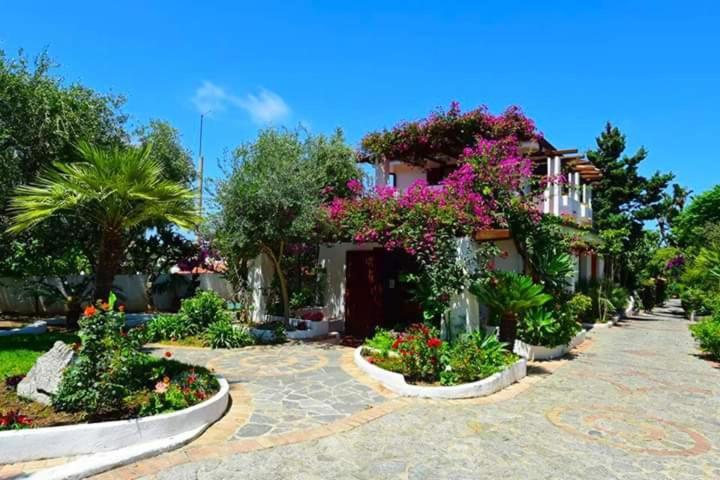 Villaggio La Pizzuta Parghelia Exteriör bild
