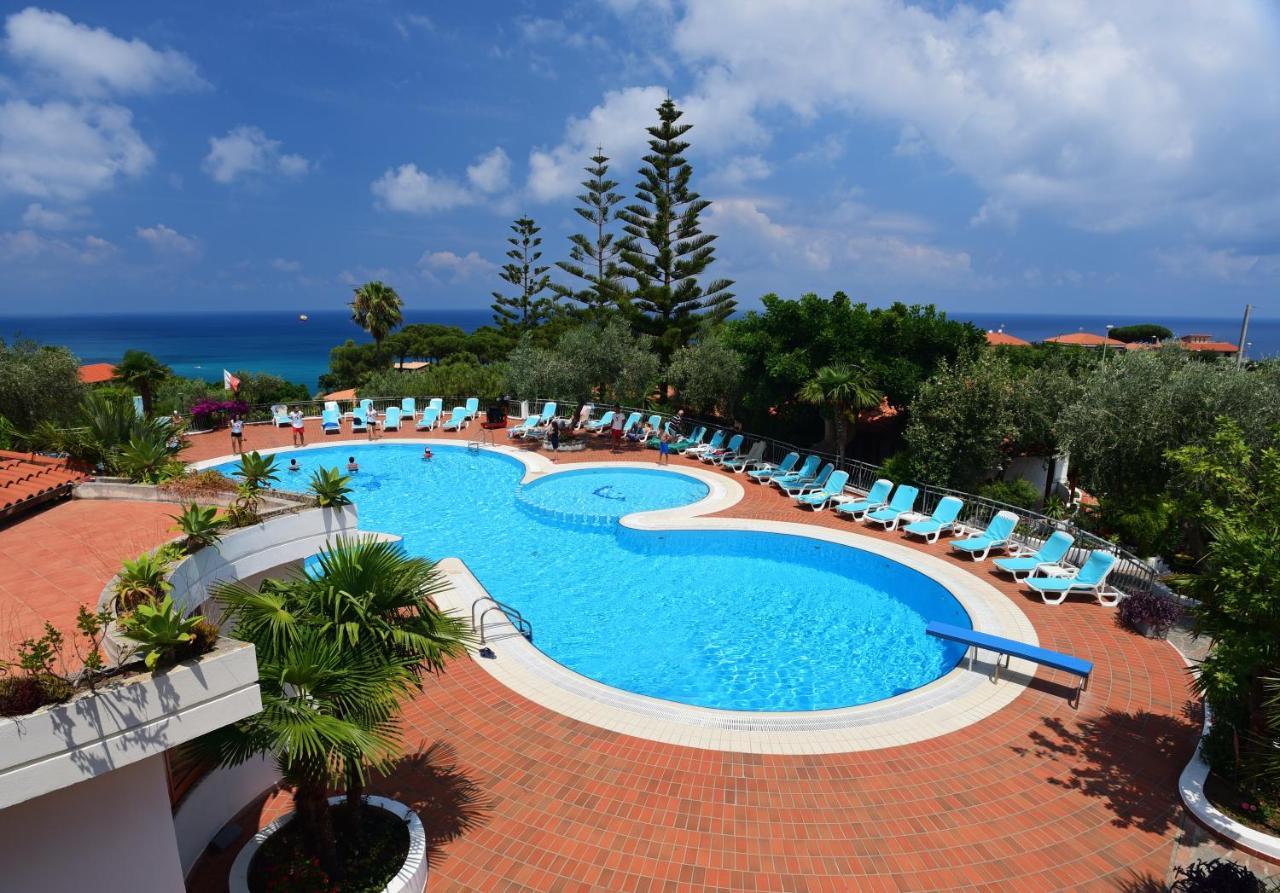 Villaggio La Pizzuta Parghelia Exteriör bild