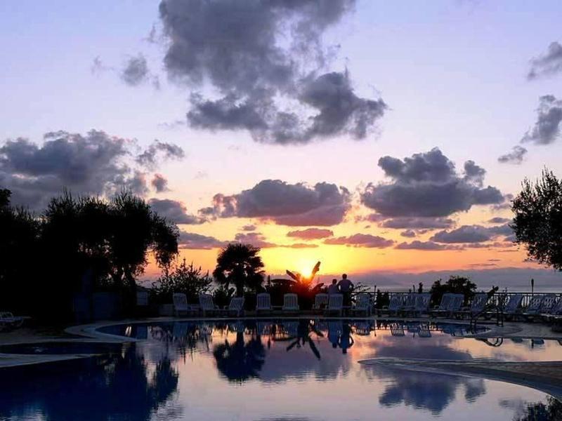 Villaggio La Pizzuta Parghelia Exteriör bild