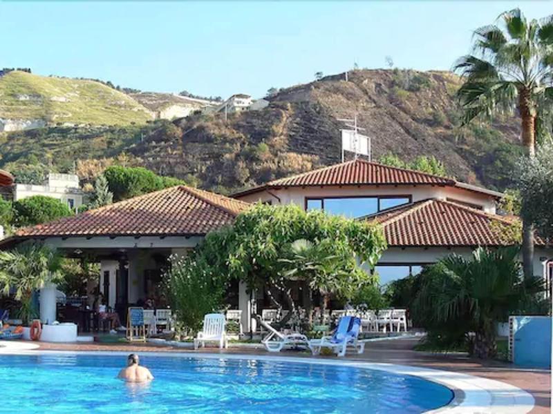 Villaggio La Pizzuta Parghelia Exteriör bild